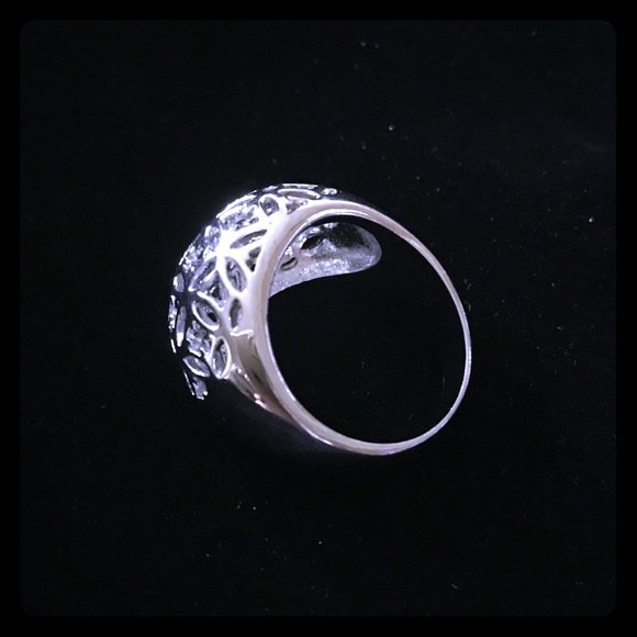Silver Bubble Cutout Cocktail Ring - Picture 1 of 4